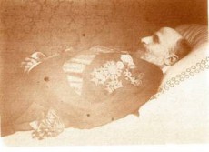 Re Francesco II su letto di morte Re Francesco II su letto di morte