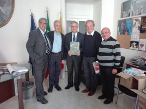 Delegazione con l'Ass. Nino Daniele Delegazione con l'Ass. Nino Daniele
