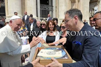 Vaticano, Piazza San Pietro, 24 giugno 2015 Vaticano, Piazza San Pietro, 24 giugno 2015